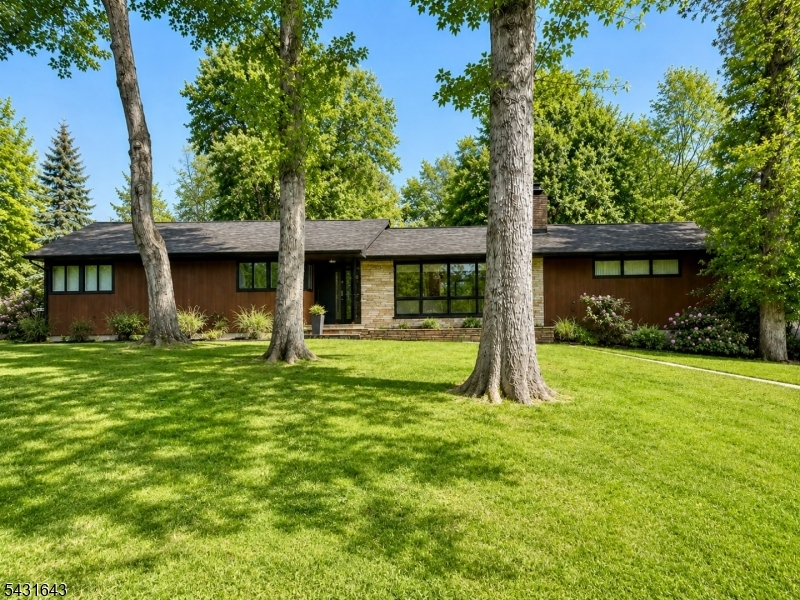 5 Oak Lane