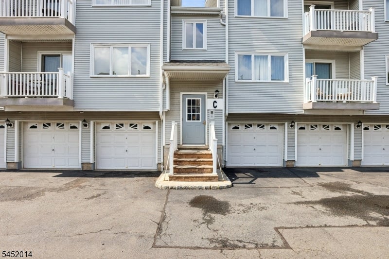 108-110 Passaic Ave C-29