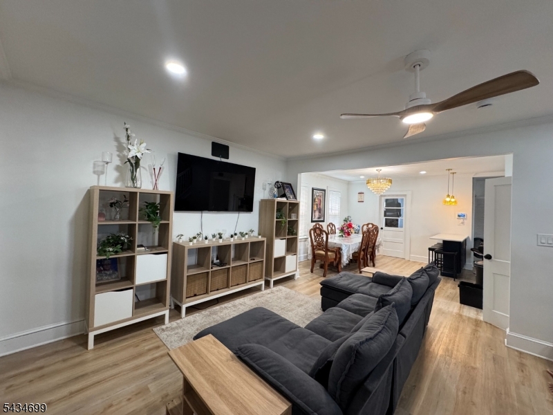 245 Linden Ave