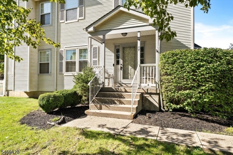 17 Tasley Ct