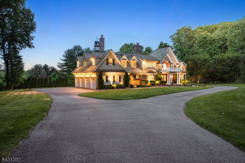 17 Fawn Hill Dr