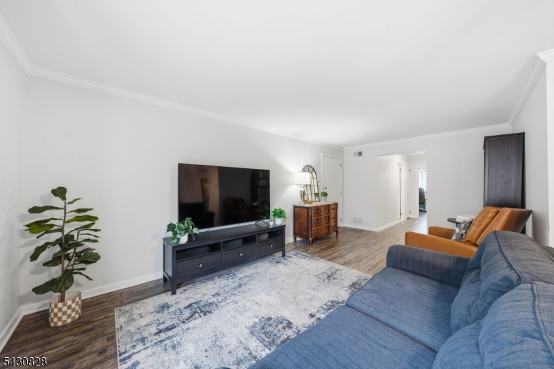 825 Riverside Ave 203