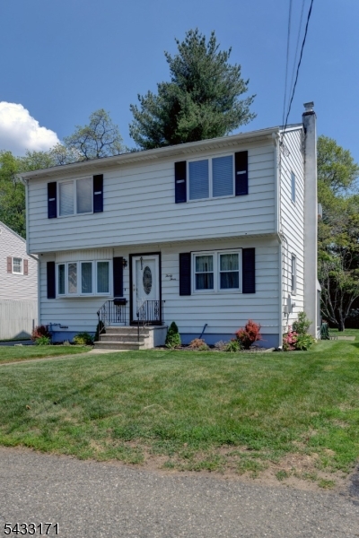 33 S Valley Rd