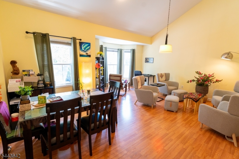 326 Winthrop Dr