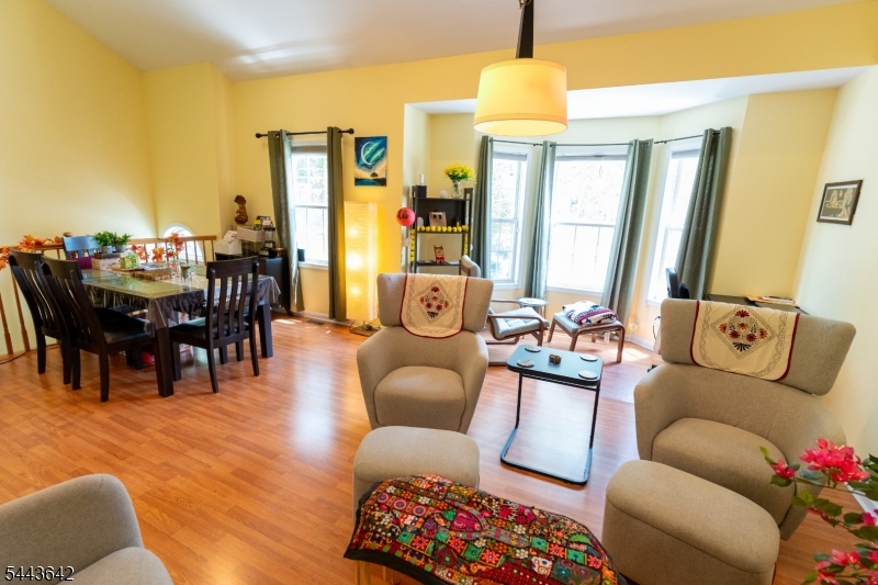 326 Winthrop Dr
