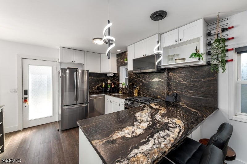 59 Fairview Dr