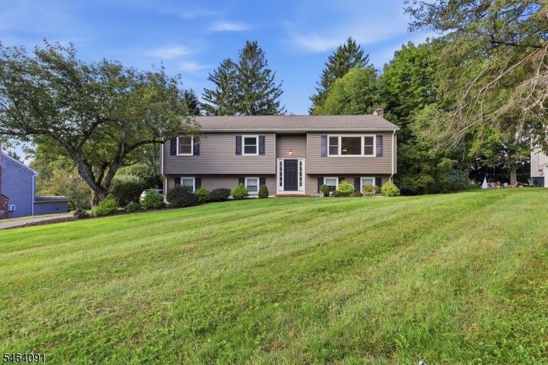 22 Hillside Rd
