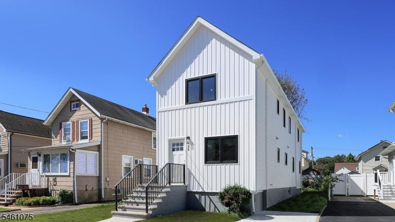 13 Columbus Ave