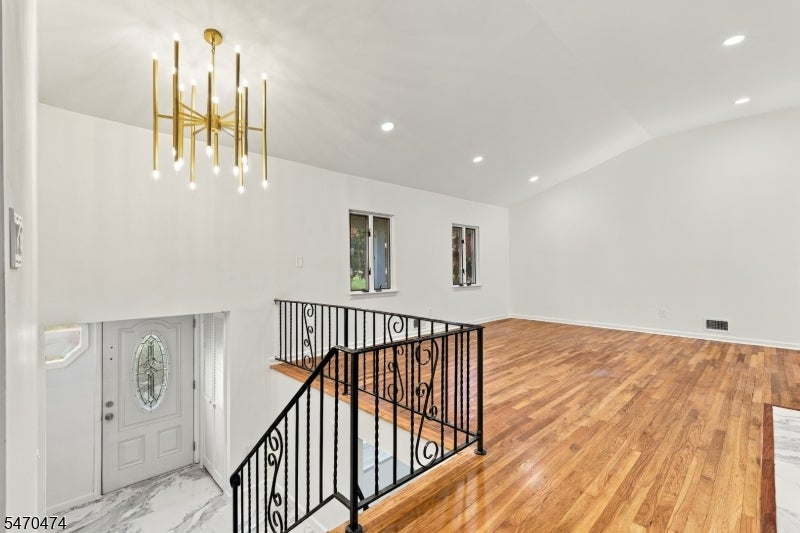 71 Fairway Dr