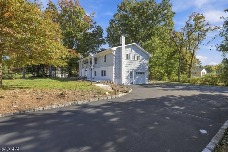 71 Fairway Dr