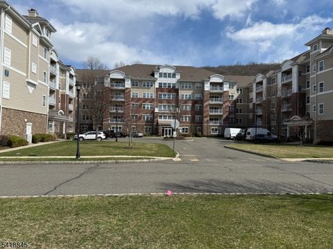 1118 Warrens Way Wanaque Boro NJ 07465