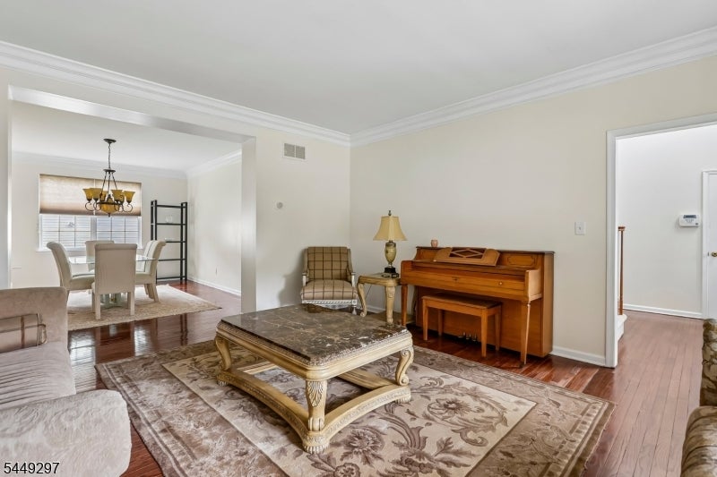 10 Princeton Highlands Blvd