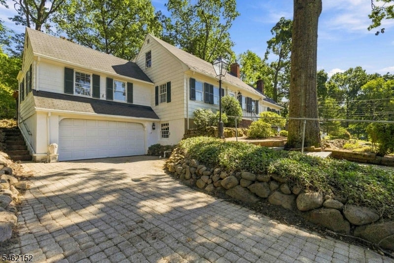 51 Valley View Ter
