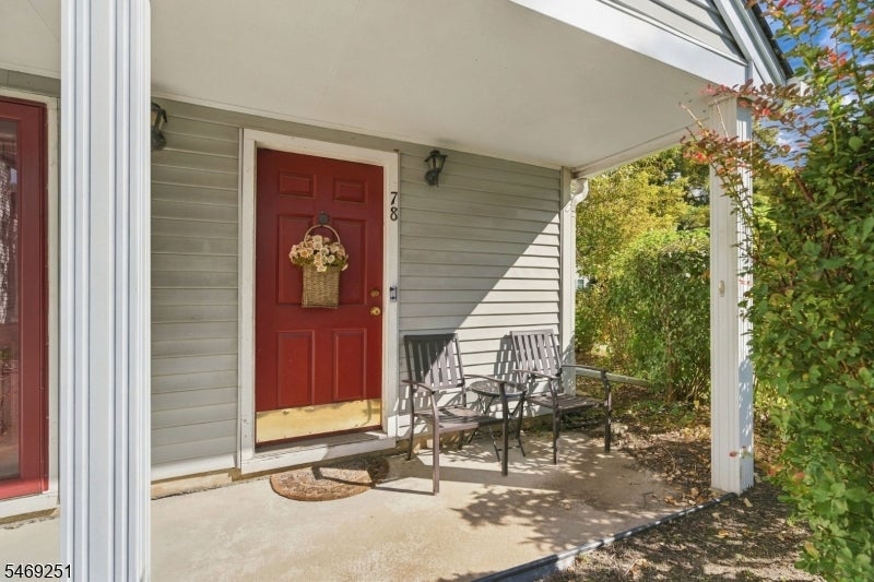78 Homestead Ln 78