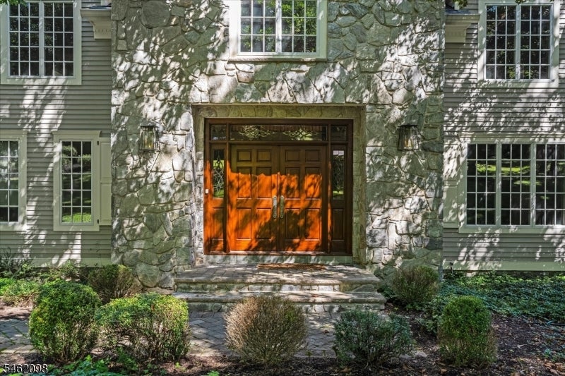 2 Cobblefield Rd