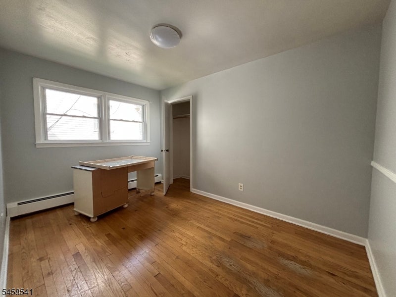 319 E 1St Ave 1