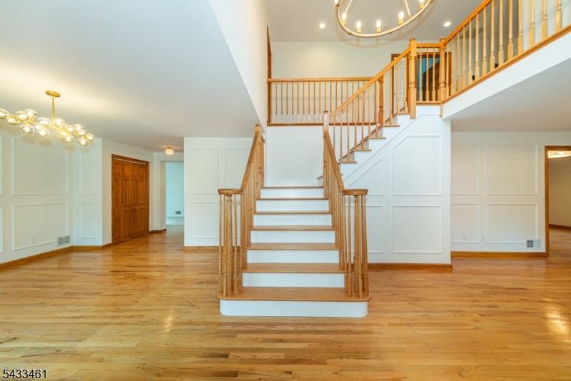 77 Rockwood Rd