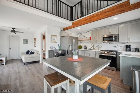 220 Bay Ter Seaside Heights Boro NJ 08751