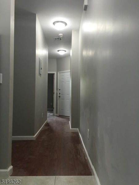 84 N Park St 4