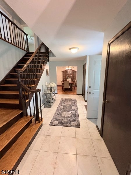 4 Tracey Ln