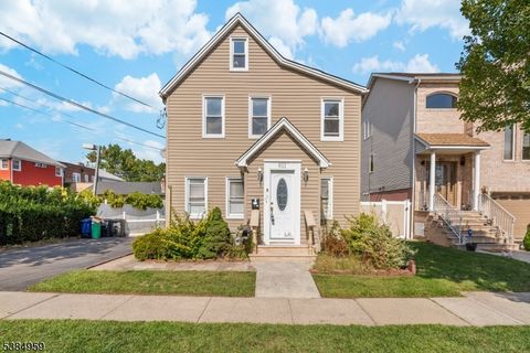 611 New York Ave Lyndhurst Twp. NJ 07071