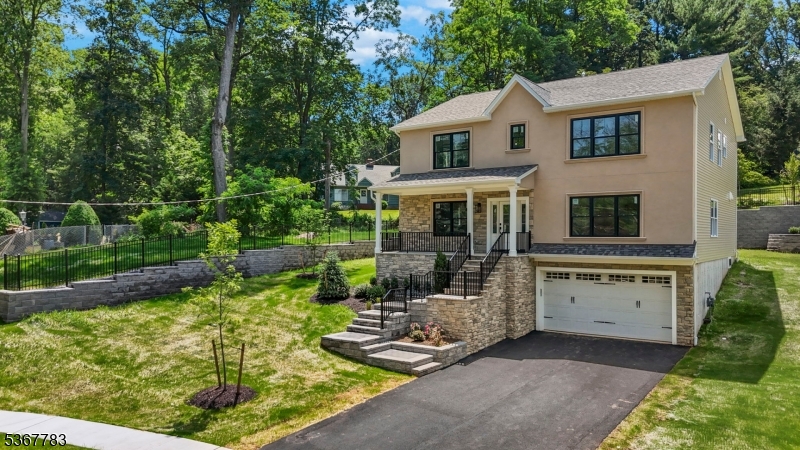 116 Whispering Hills Rd