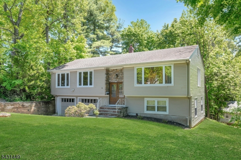 34 Bear Brook Ln