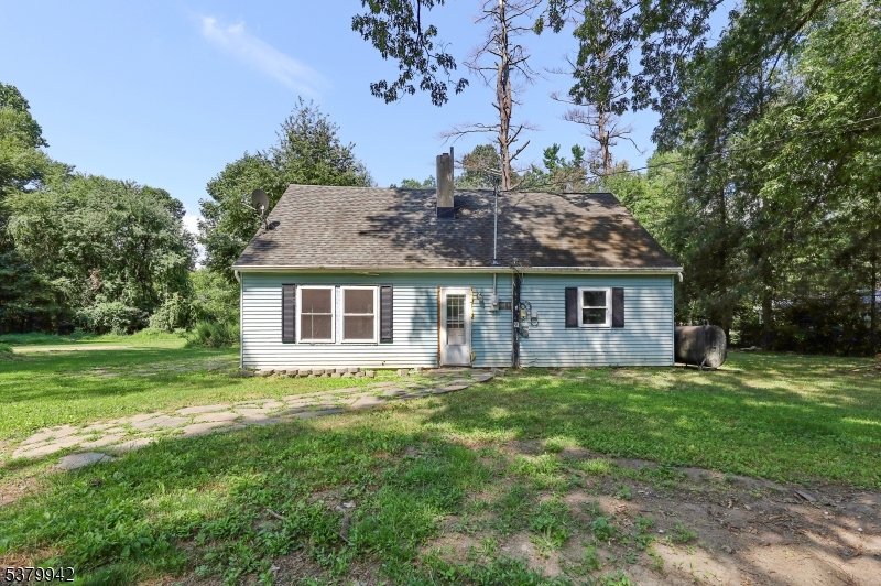 52 Whitehall Rd