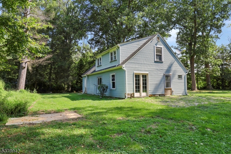52 Whitehall Rd
