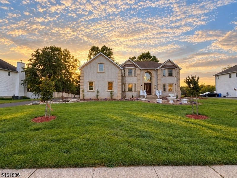 10 Yellowstone Dr