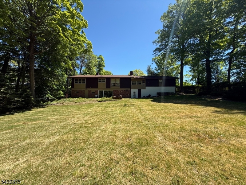 40 Valleyview Rd