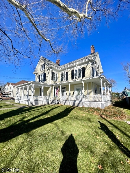 301 W Blackwell Street B