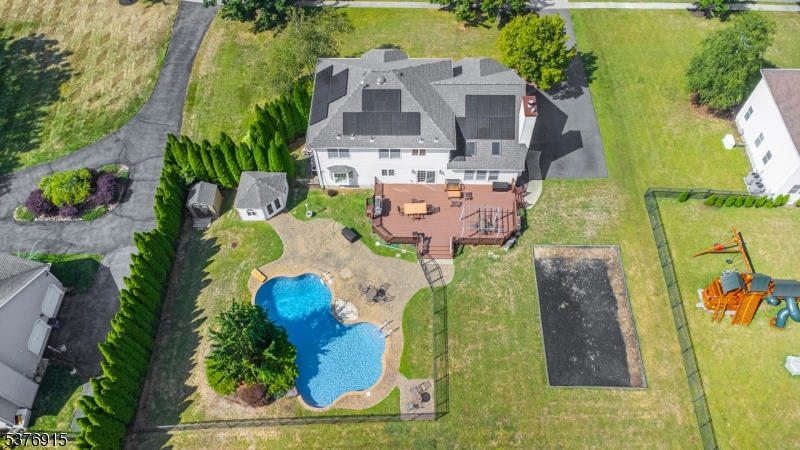 7 Eagle Dr