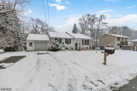 23 Hancock Dr West Milford Twp. NJ 07480