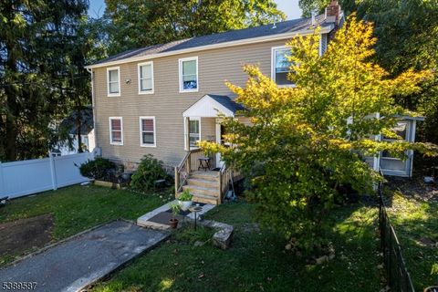 Photo of 31 Hyland Ave, Rockaway, NJ 07866 (MLS # 3991542)