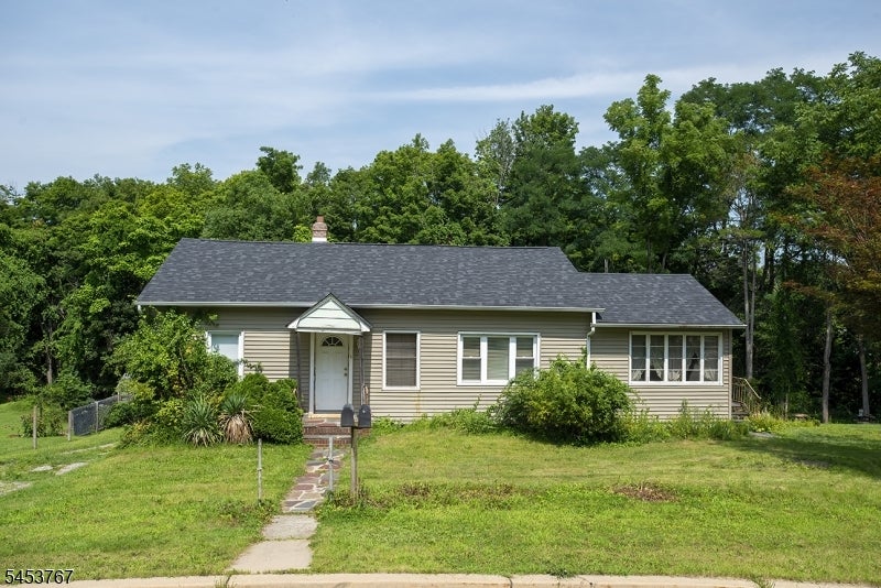 91 Sterling St