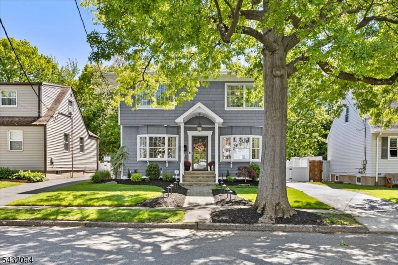347 W Passaic Ave