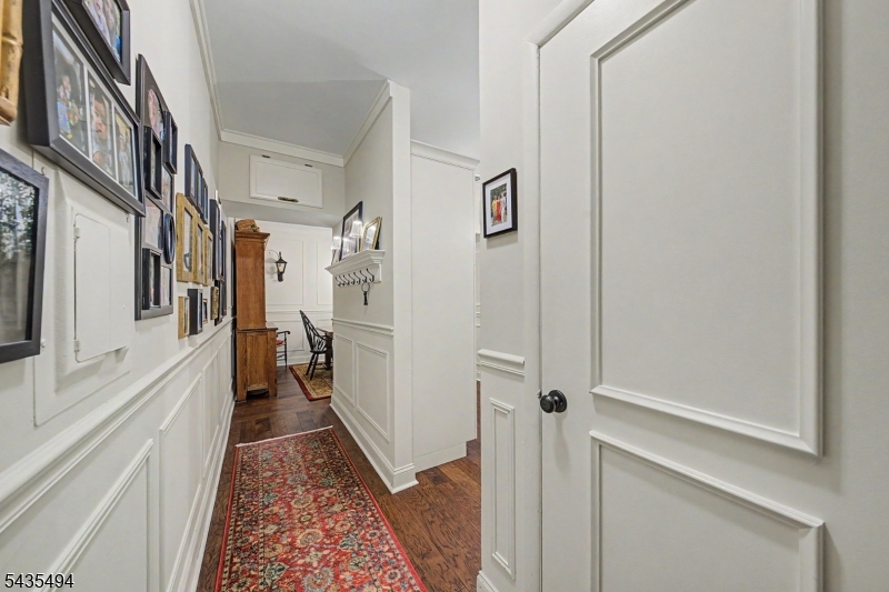 124 EAST MAIN STREET 305