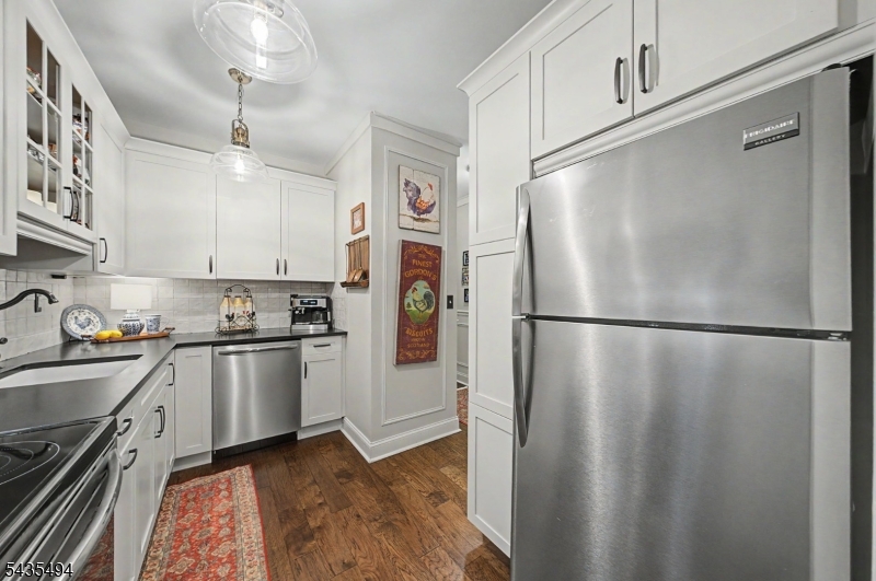 124 EAST MAIN STREET 305