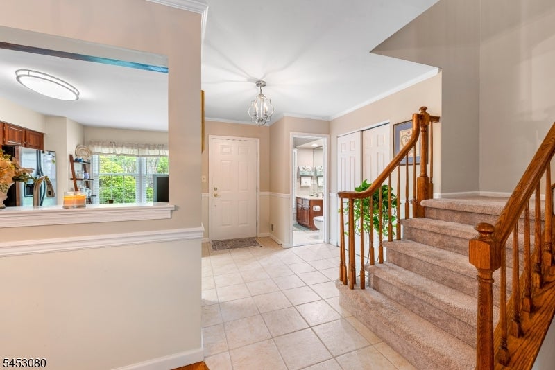 54 Woodledge Ct