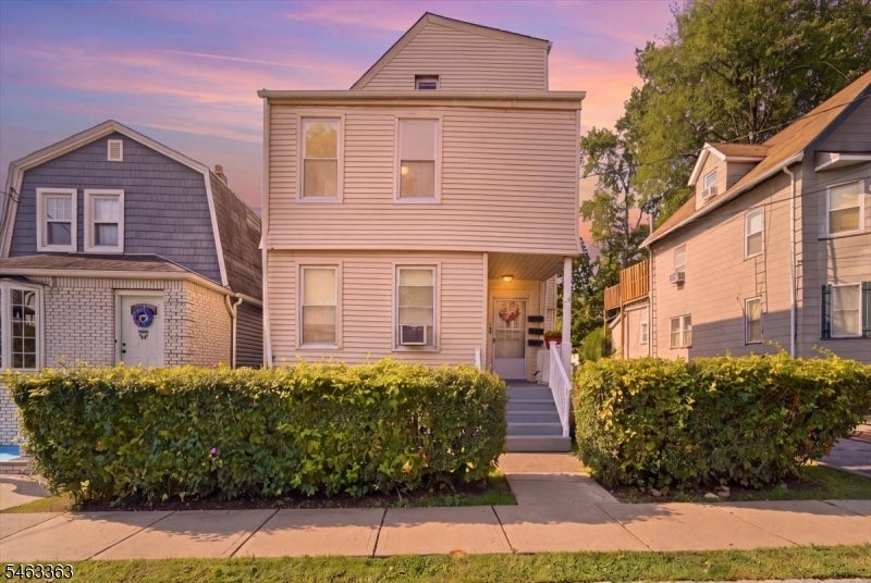 23 Tichenor Pl 2