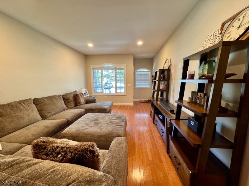 67 Mara Blvd