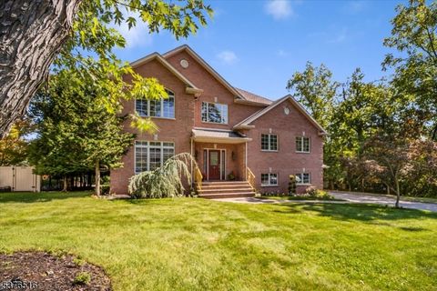 12 Notch Park Rd Little Falls Twp. NJ 07424
