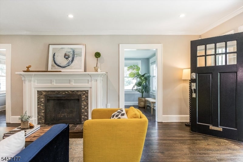 8 Berkeley Rd