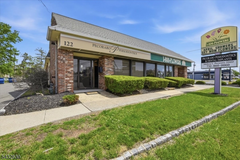122 CENTRAL AVENUE