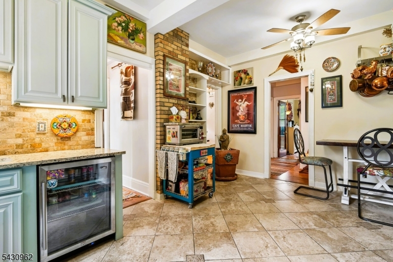 375 Mt Prospect Ave 1AW