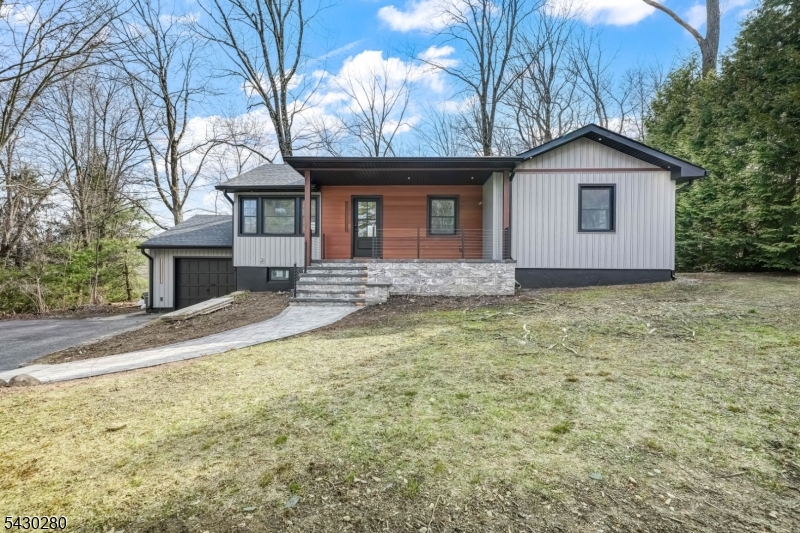 132 Upper High Crest Dr