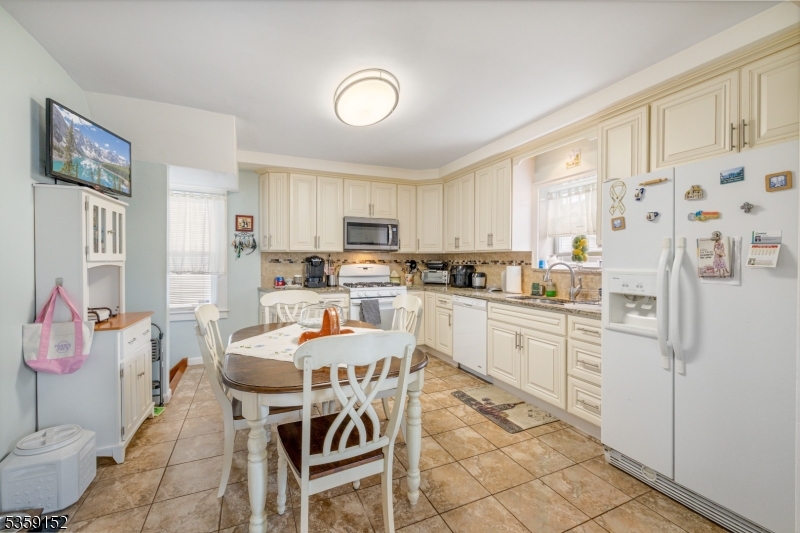 756-758 Cleveland Ave