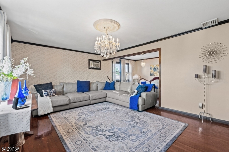 65 Miller Ave