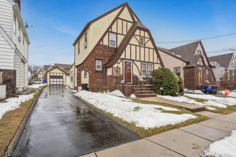 32 Fairview Pl Belleville Twp. NJ 07109